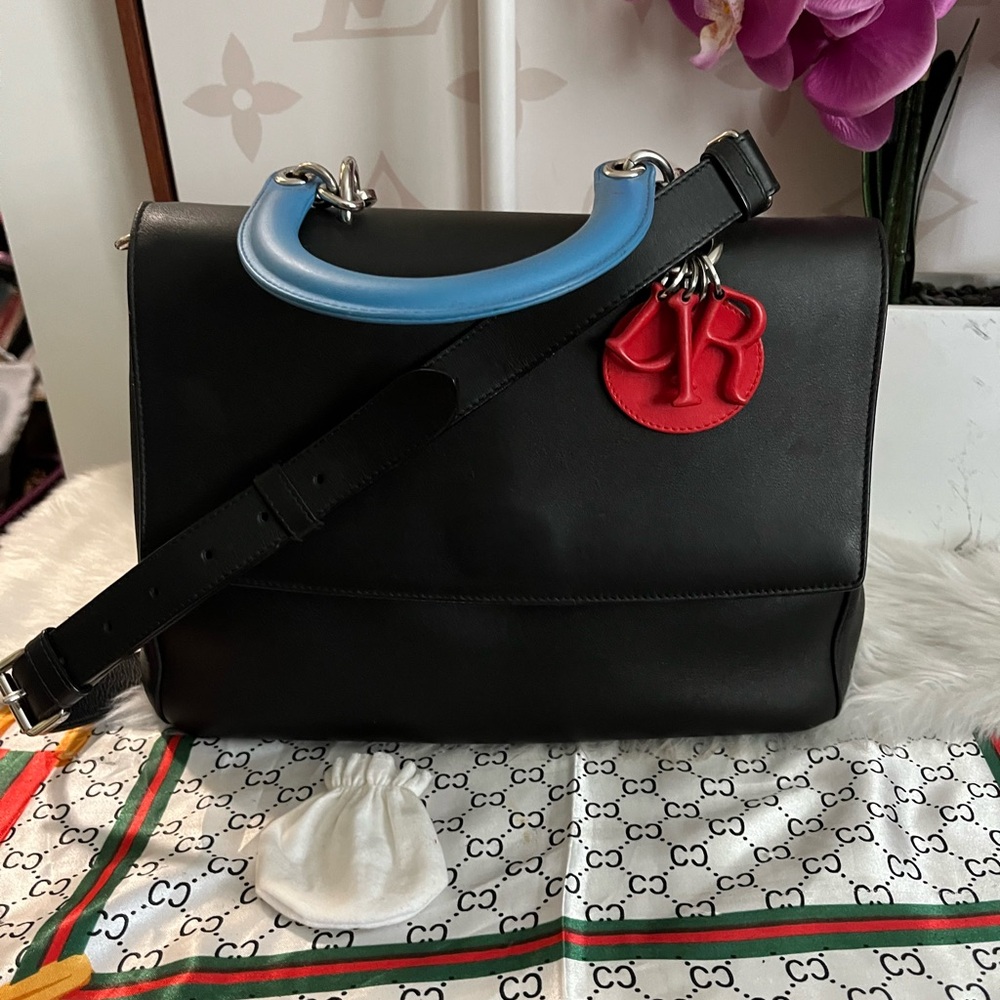 #033🔥 DIOR Black AND RED Women Bag with Red Accent